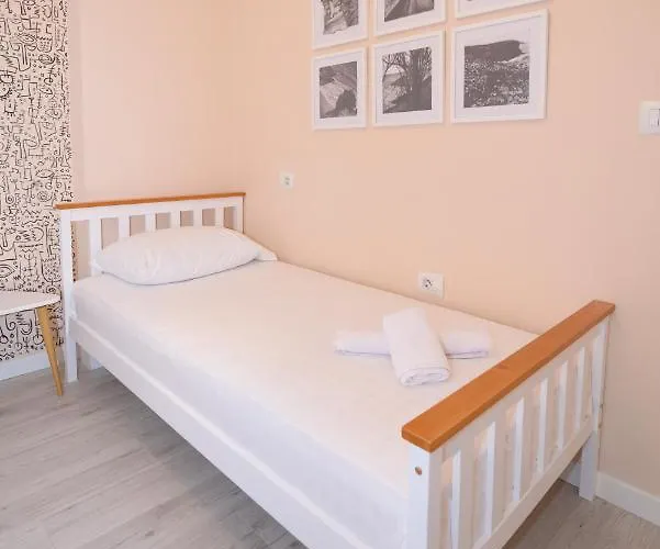 Lovely Lungomare Apartament Wlora