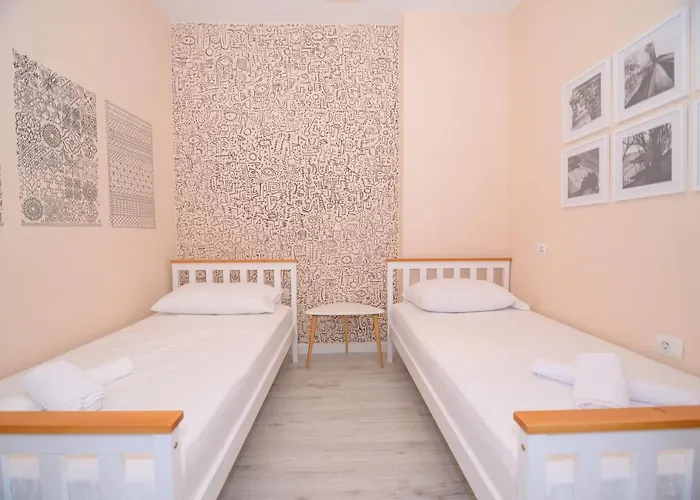 Lovely Lungomare Apartament Wlora